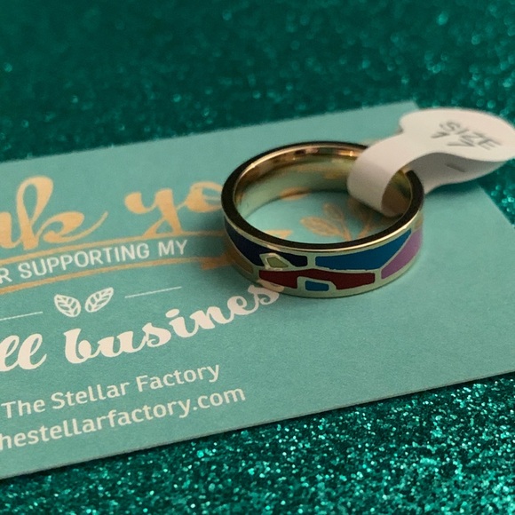 🎉Last one left! 🎉 Luxury Statement Ring - Picture 6 of 9